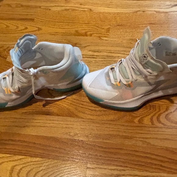 Jordan Zion 1 “White Dynamic Turquoise” - Men’s Size 10.5 - Pre-Owned main image 2